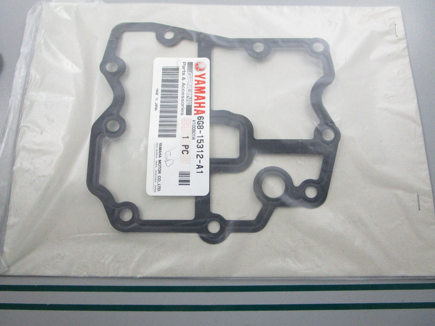 NEW OEM 6G8-15312-A1-00 Yamaha Oil Pan Gasket 0810