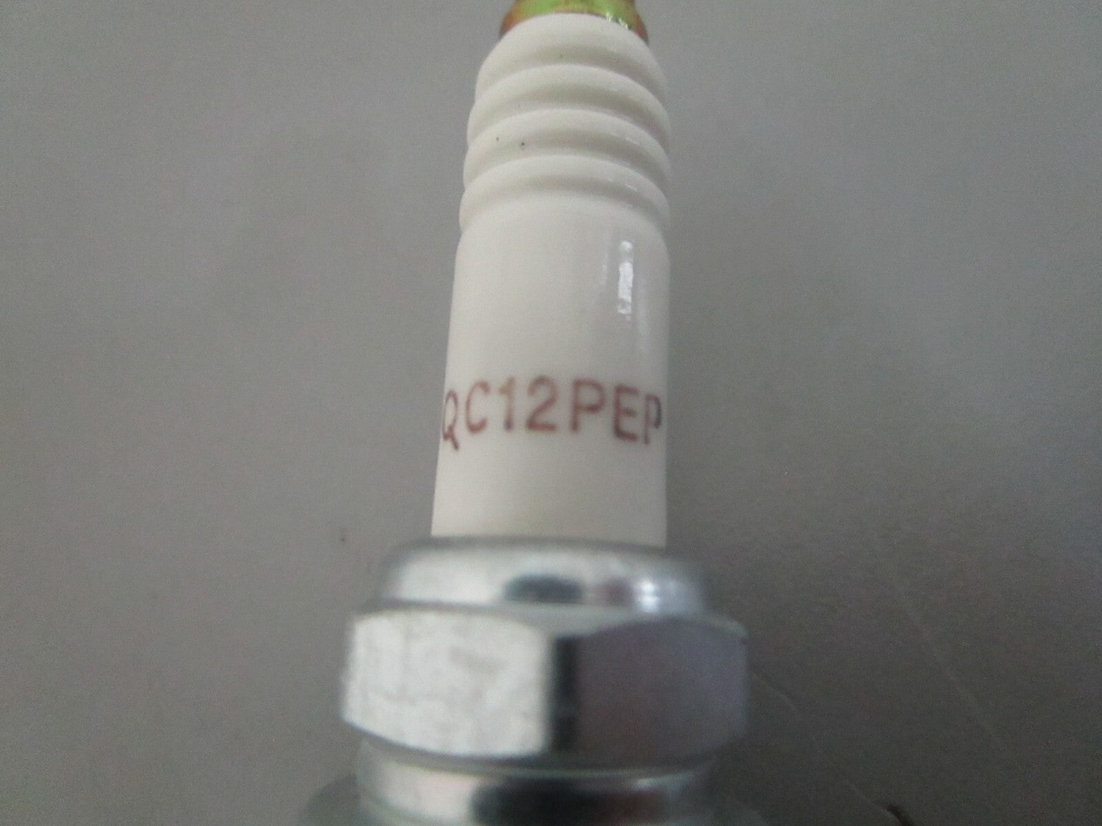*NEW* (LOT OF 6) 0820 Champion Spark Plug QC12PEP