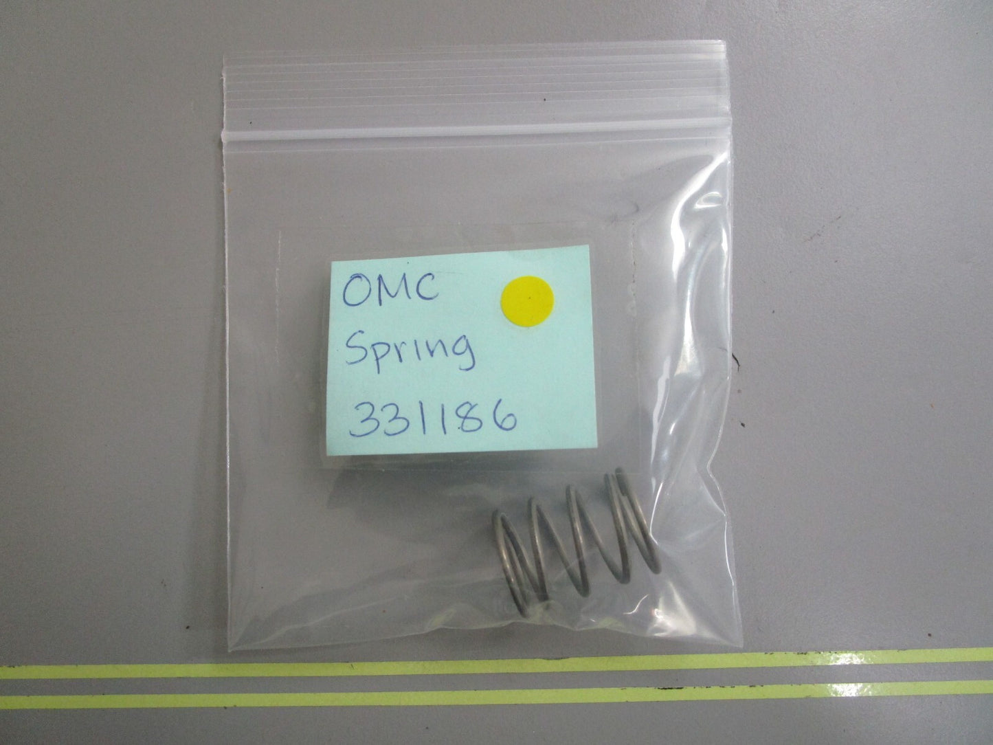 *NEW OEM* 0770 OMC Johnson Evinrude Spring 331186 0331186