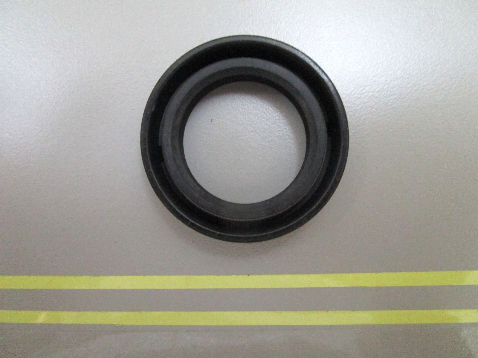 *NEW OEM* 0750 Mercury Quicksilver SEAL 26-F84118