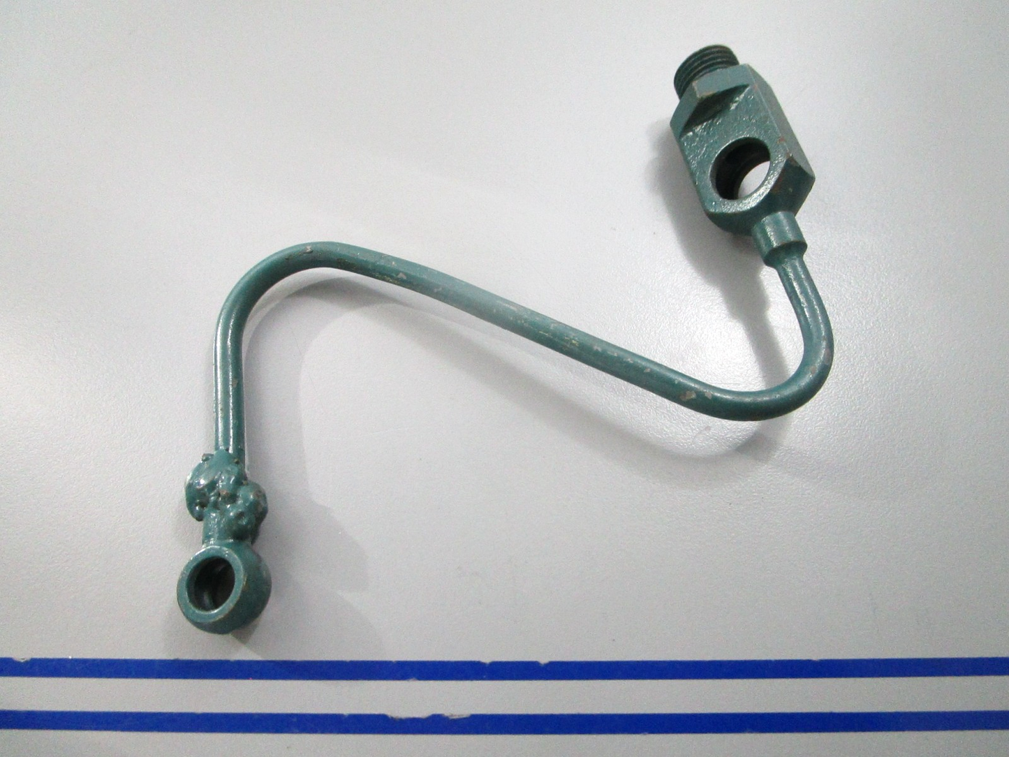 *NEW OEM* 0810 Volvo Penta Pipe 843668