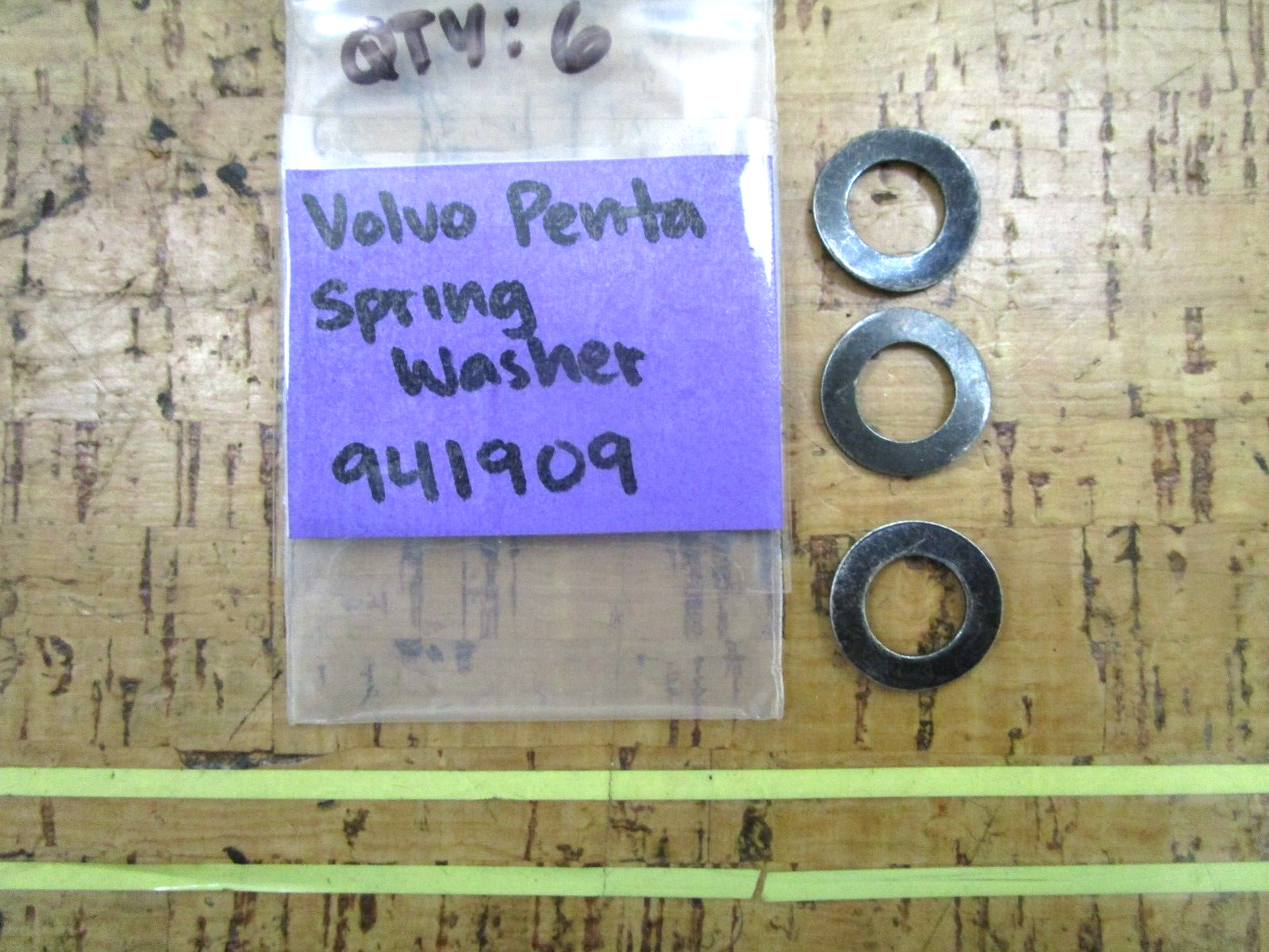 *NEW OEM* (LOT OF 3) 0750 Volvo Penta SPRING WASHER 941909