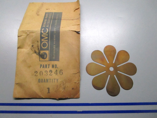 *NEW OEM* 0810 OMC Johnson Evinrude Leaf Plate 203246 0203246