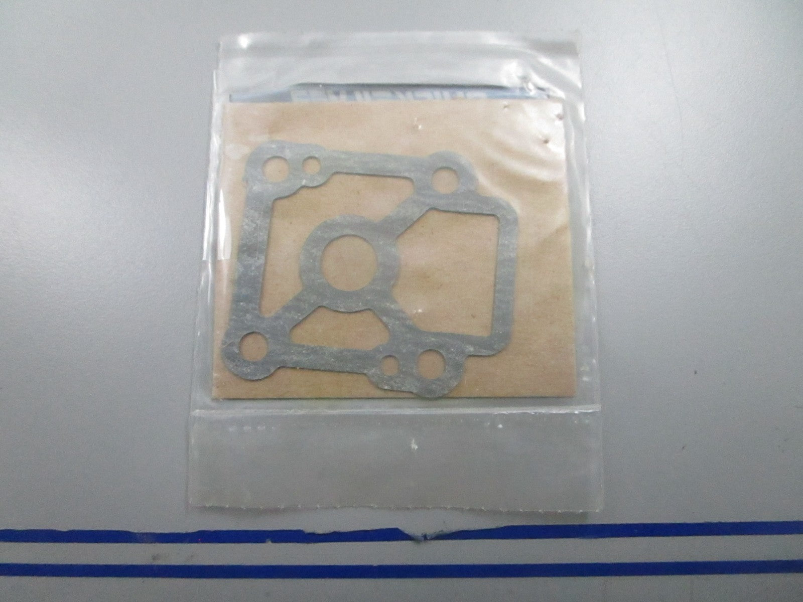 *NEW OEM* 0810 Mercury Quicksilver Gasket 27-8M0072138