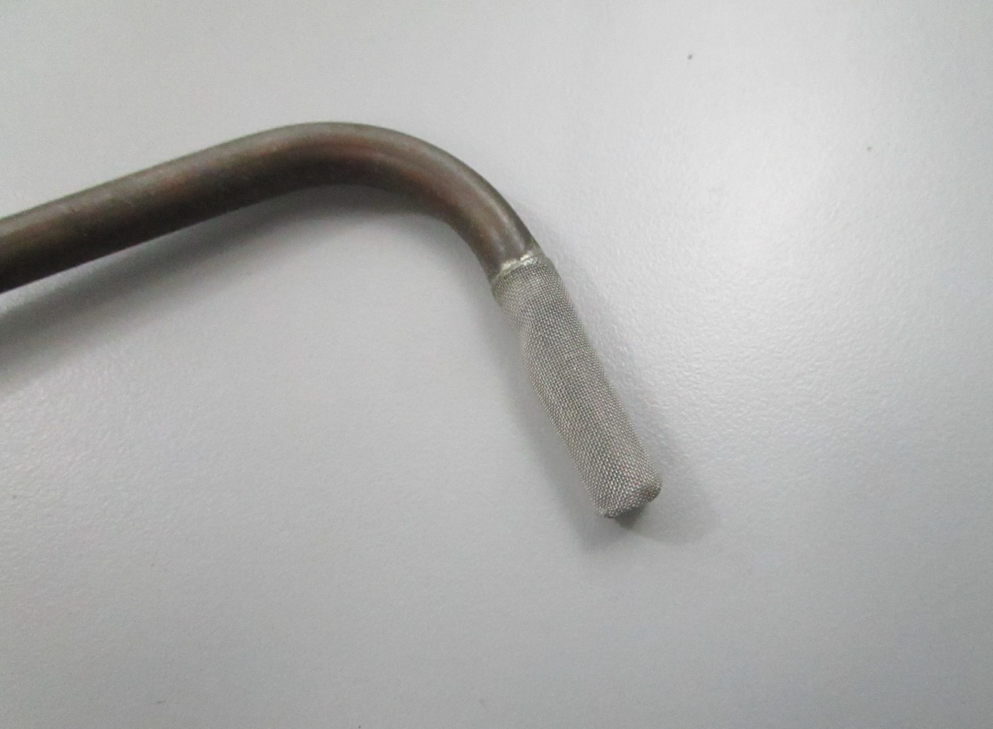 *NEW OEM* 0810 OMC Johnson Evinrude Fuel Line Tube & Screen 397832 0397832