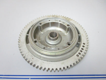 *NEW OEM* 0720 OMC Johnson Evinrude 1976 35hp Flywheel 582013 581353