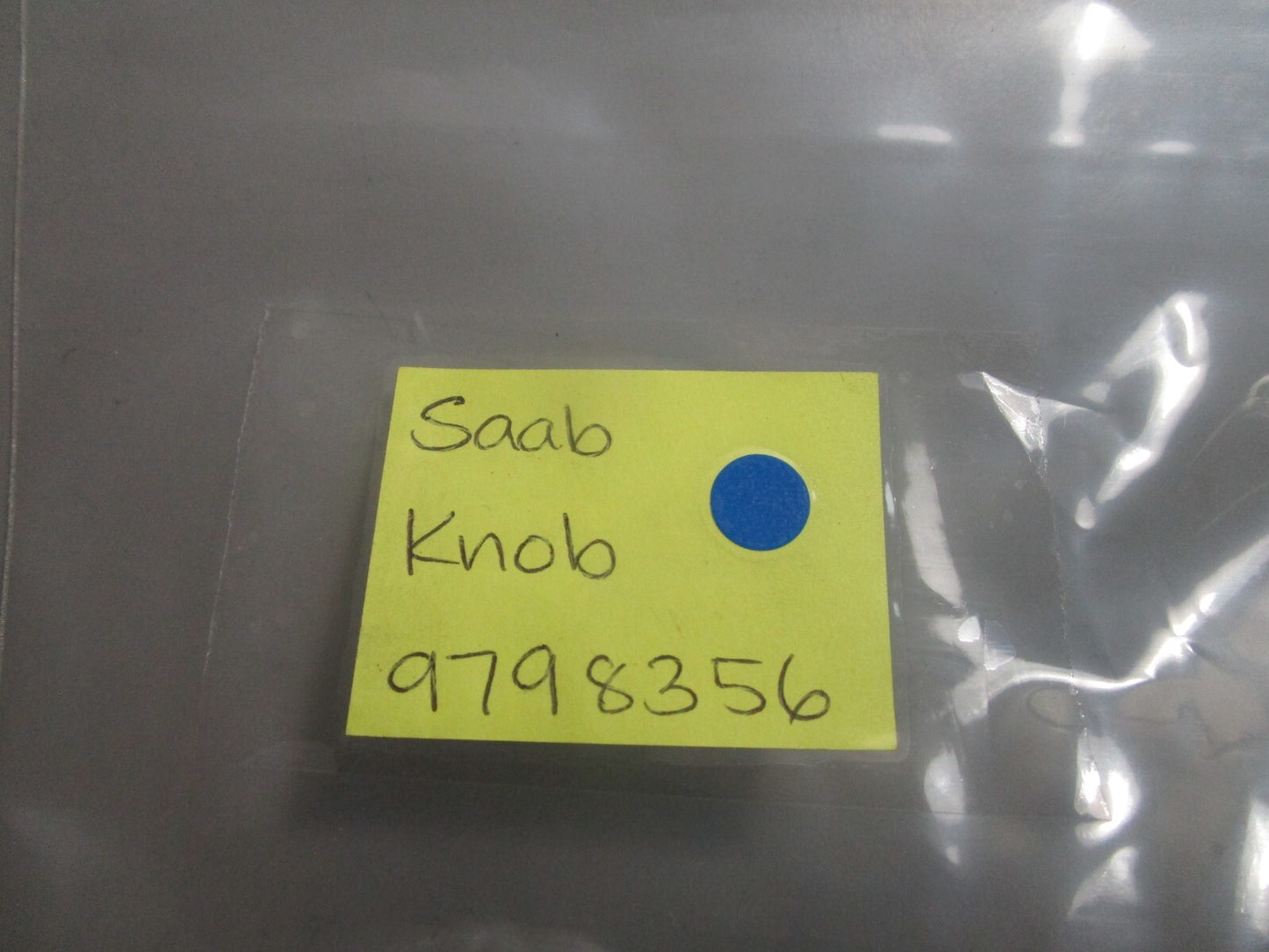 *NEW OEM* 0810 Saab Knob 9798356