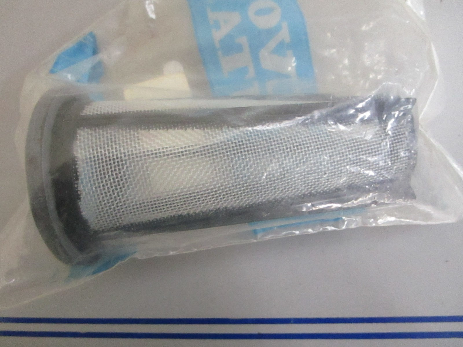 *NEW OEM* 0820 Volvo Penta Strainer 855409