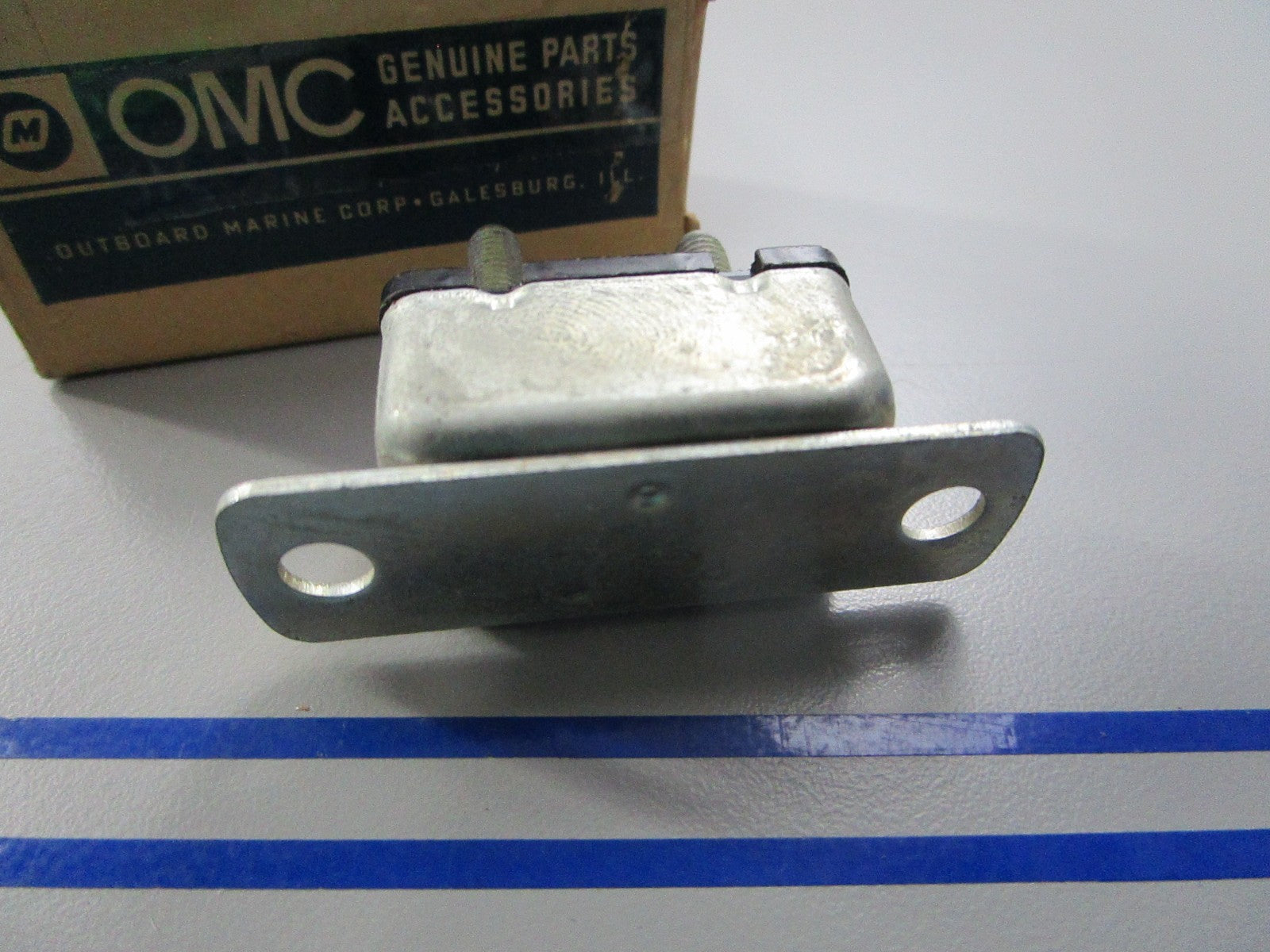NEW OEM 113838 0113838 OMC Johnson Evinrude Breaker 0810