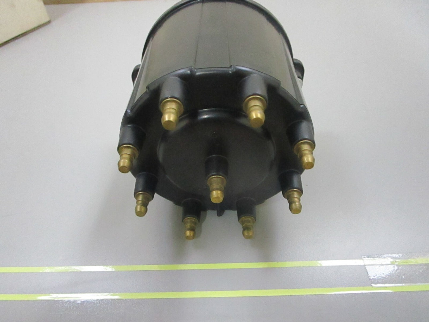 *NEW* 0810 Sierra Distributor Cap 18-5354 Replaces: 38070