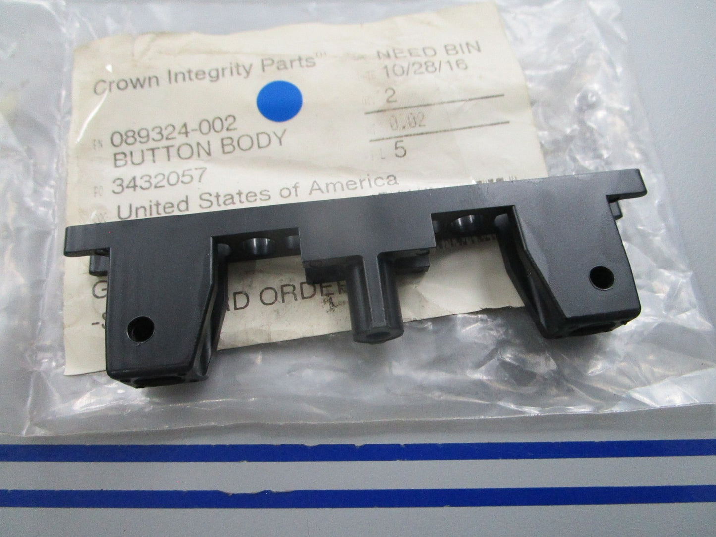 NEW OEM 089324-002 Crown Button Body 0810