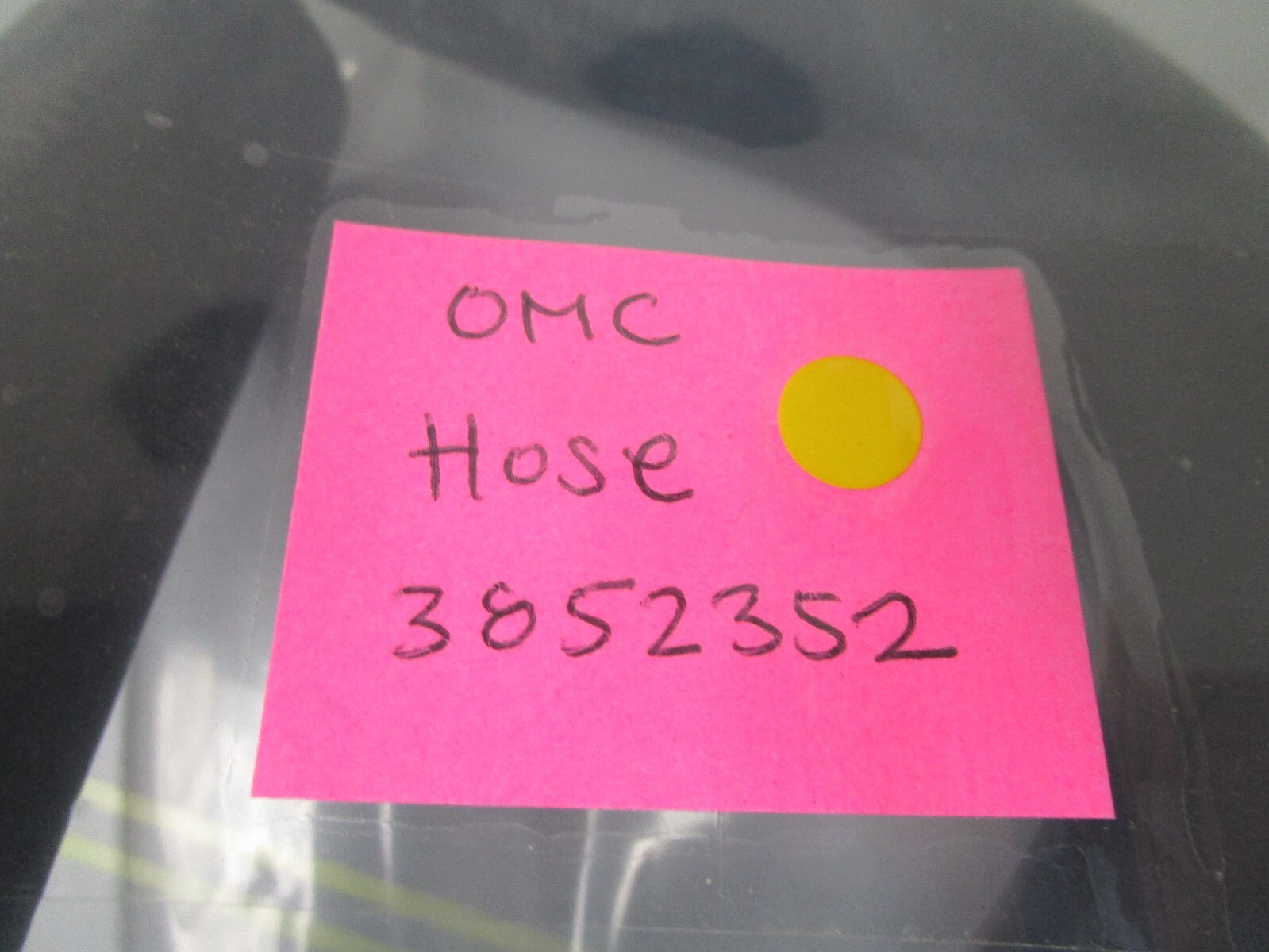 *NEW OEM* 0720 OMC Johnson Evinrude Volvo Hose 3852352