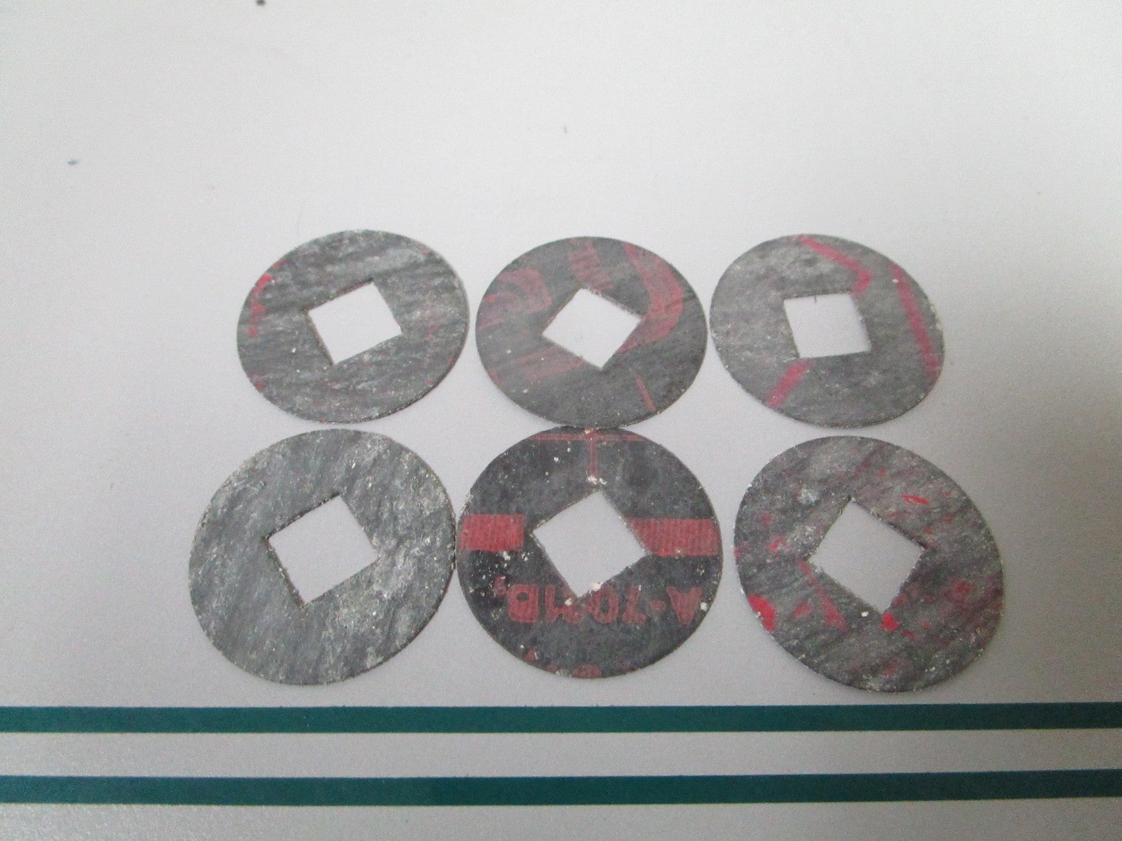 NEW OEM (LOT OF 6) 304168 0304168 OMC Johnson Evinrude Side Mount Gasket 0810