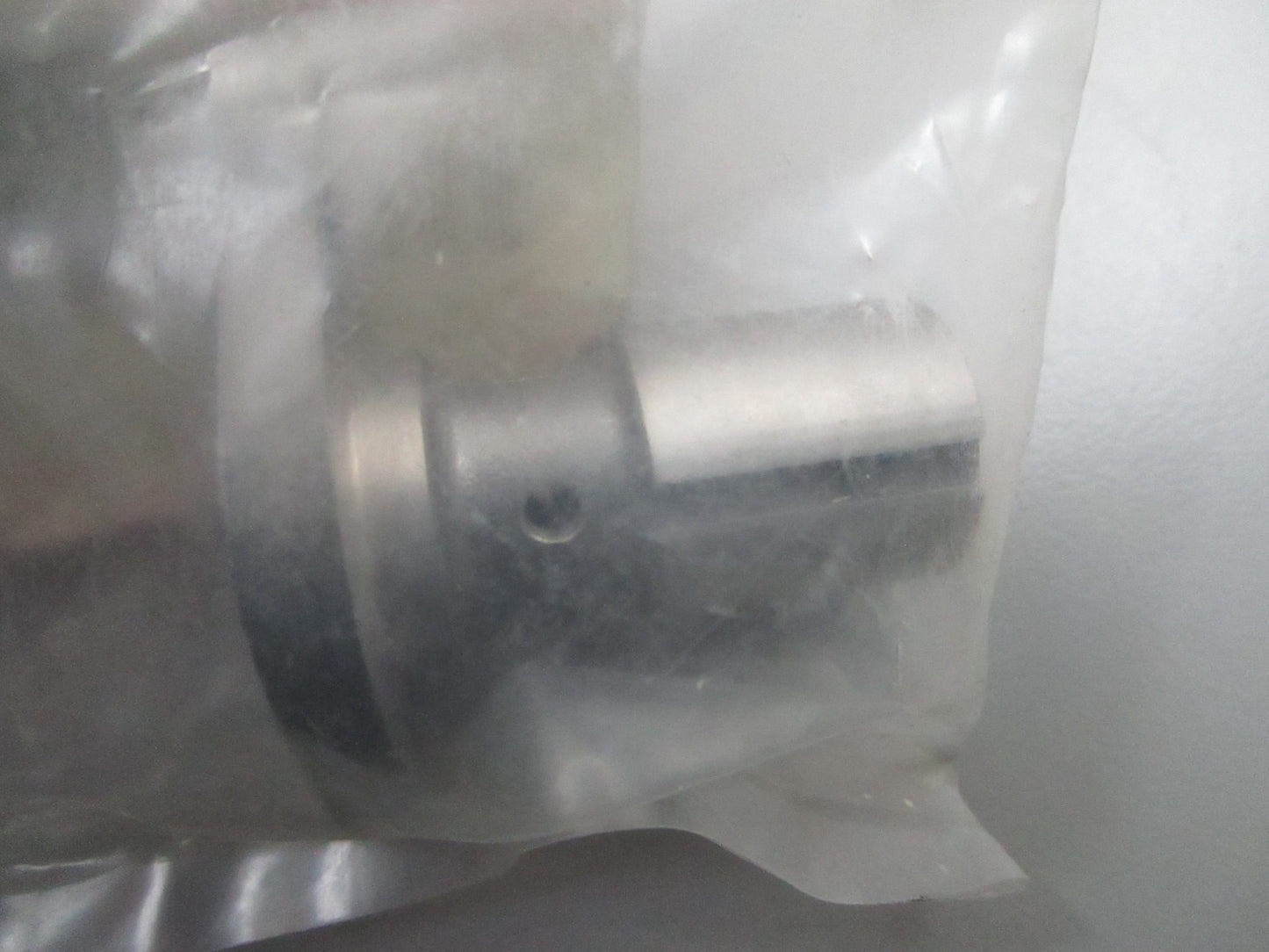 *NEW OEM* 0810 Suzuki Oil Pump Retainer 16340-92D00