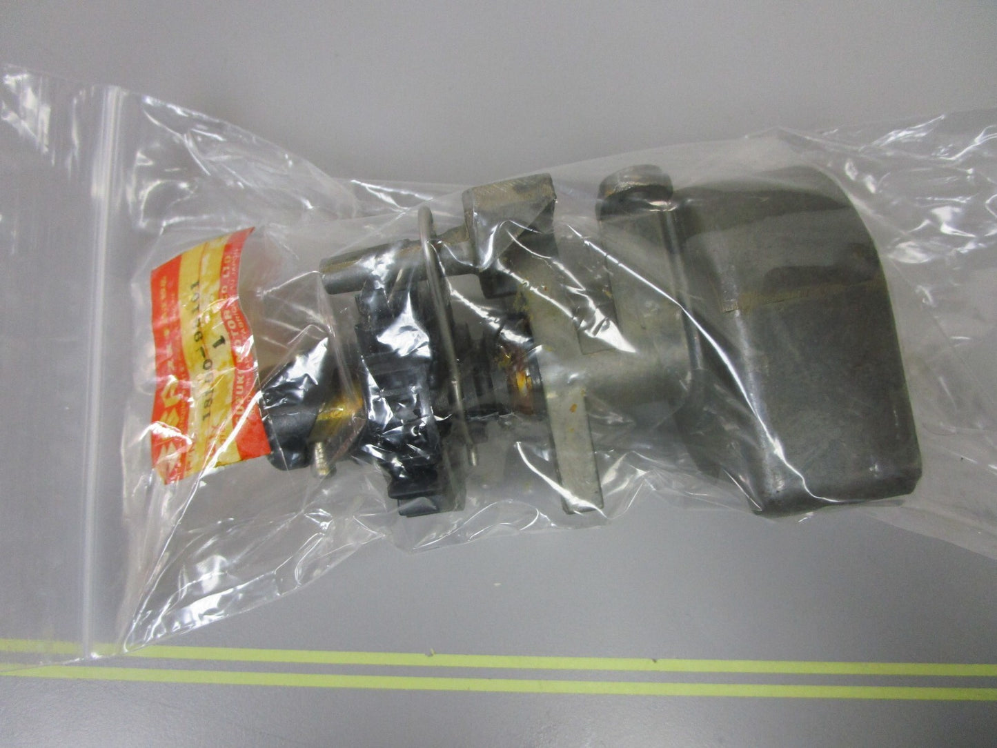 *NEW OEM* 0720 Suzuki Recoil Starter Assembly 18100-98101