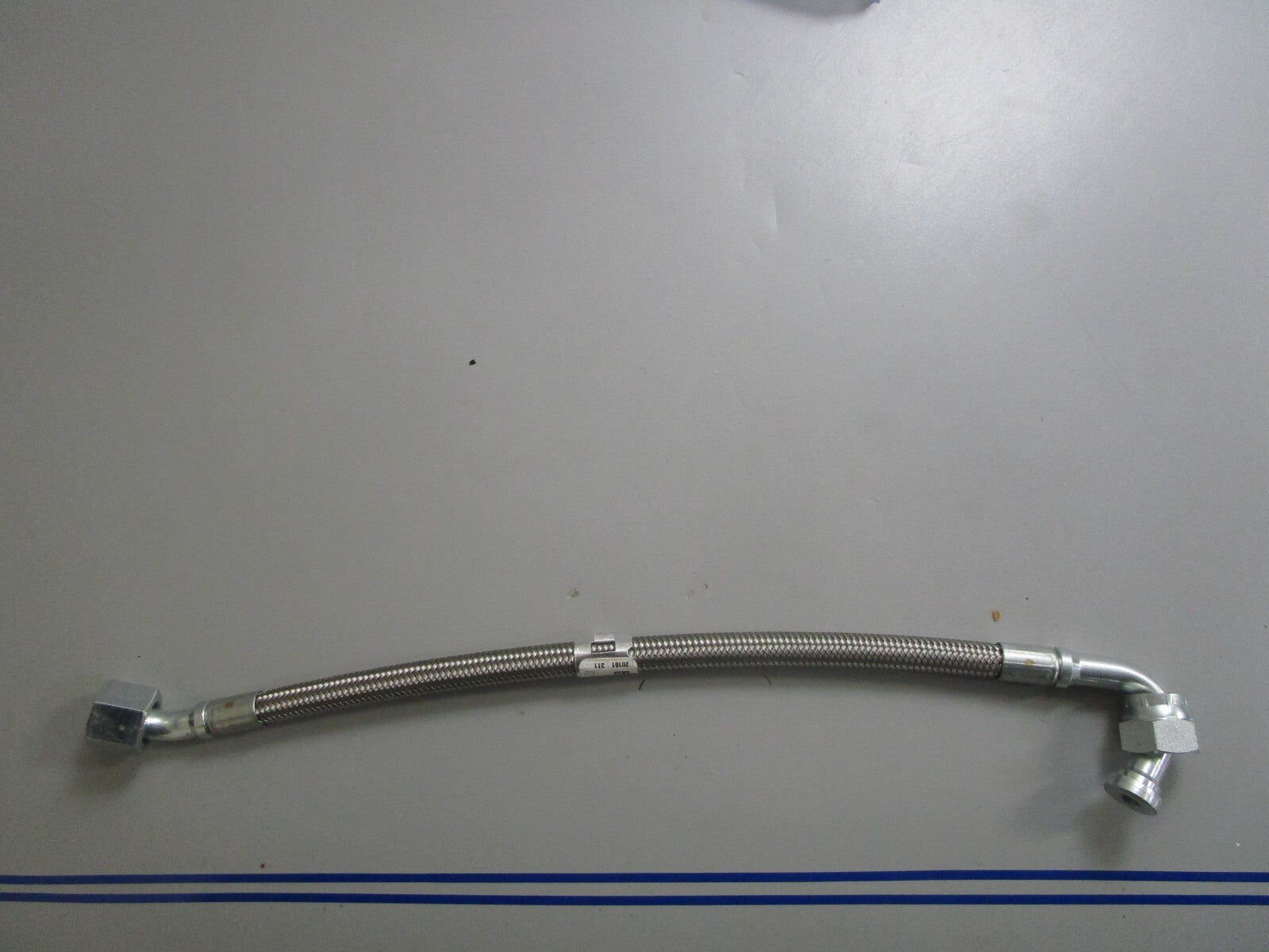 *NEW* 0810 Cummins M11 Flexible Hose 3328642