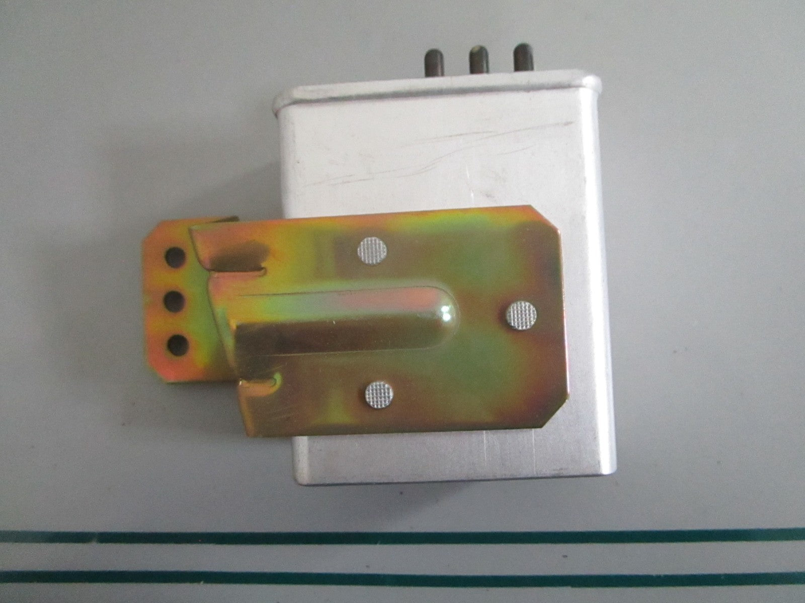 NEW OEM 0015452232 Mercedes-Benz Diesel Glow Plug Relay 0820