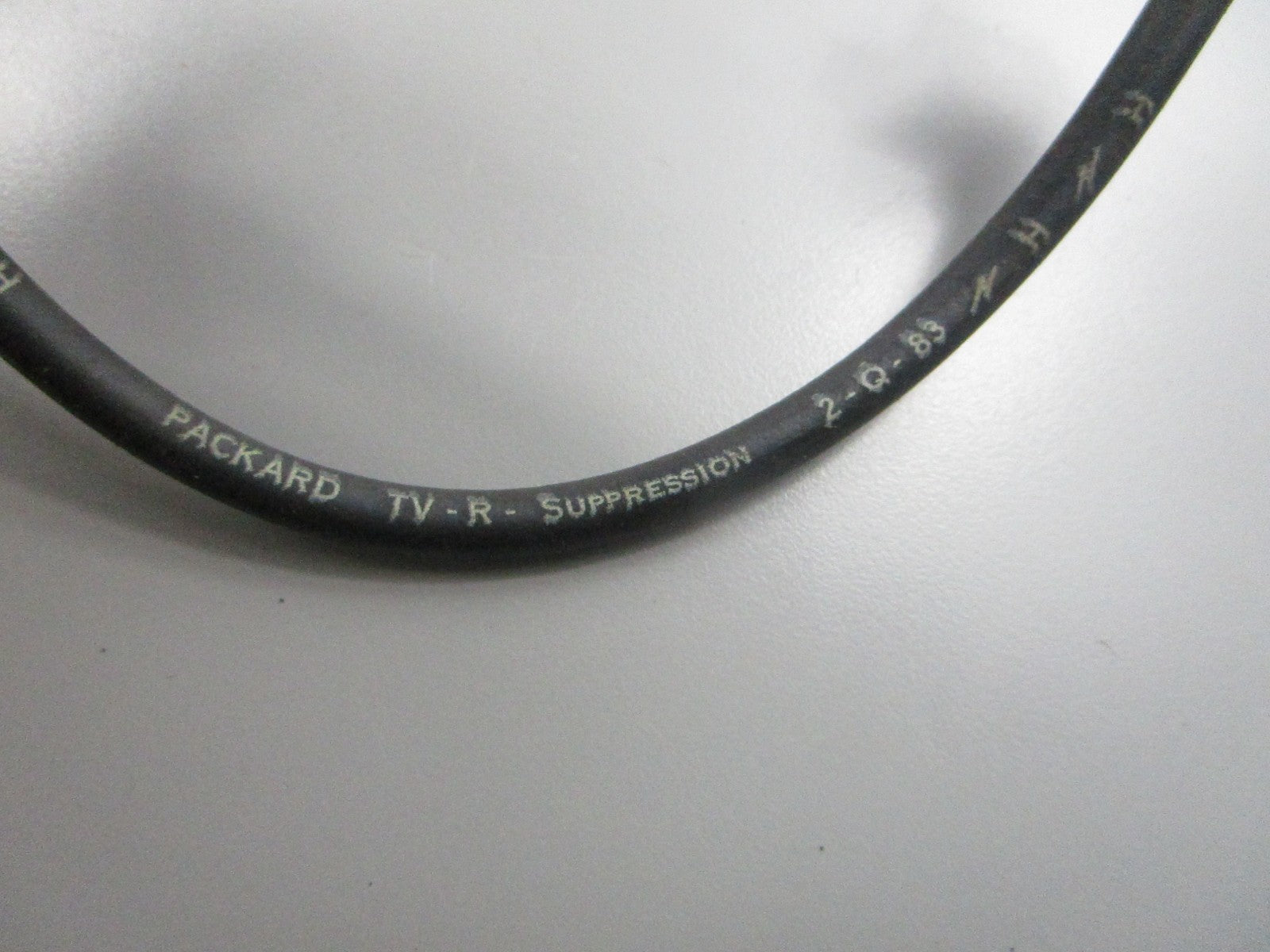 *NEW OEM* 0810 OMC Johnson Evinrude Spark Plug 979752 0979752