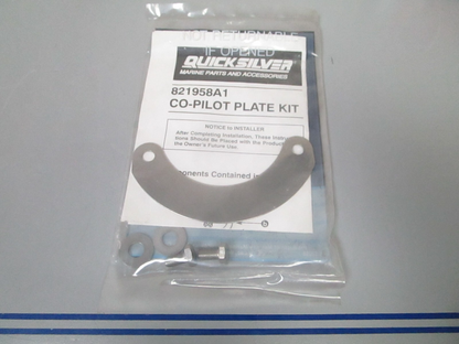 *NEW OEM* 0810 Mercury Quicksilver Plate Kit 821958A 1