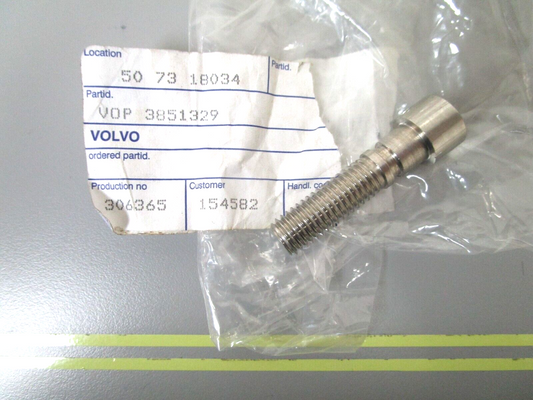 *NEW OEM* 0750 Volvo Penta SCREW 3851329