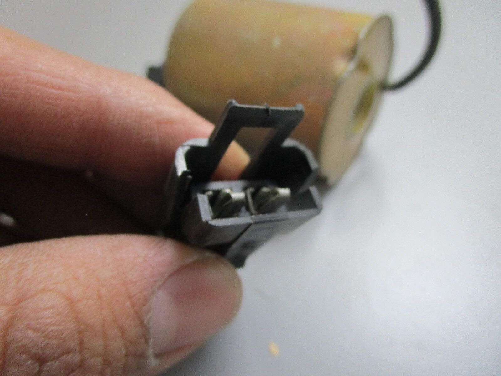 *NEW OEM* 0810 OMC Johnson Evinrude Solenoid Assembly 383570 0383570