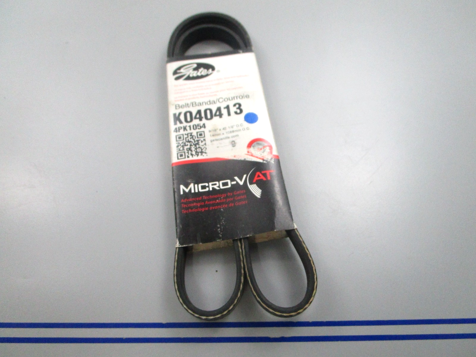NEW K040413 Gates Micro-V Serpentine Belt 0810