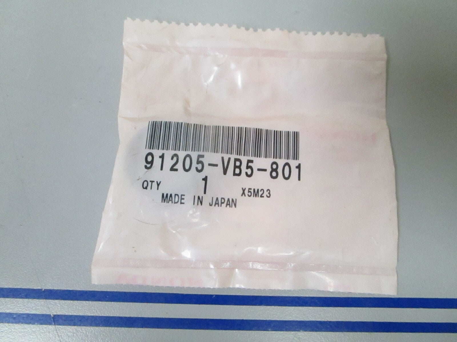 *NEW OEM* 0810 Honda Oil Seal 91205-VB5-801