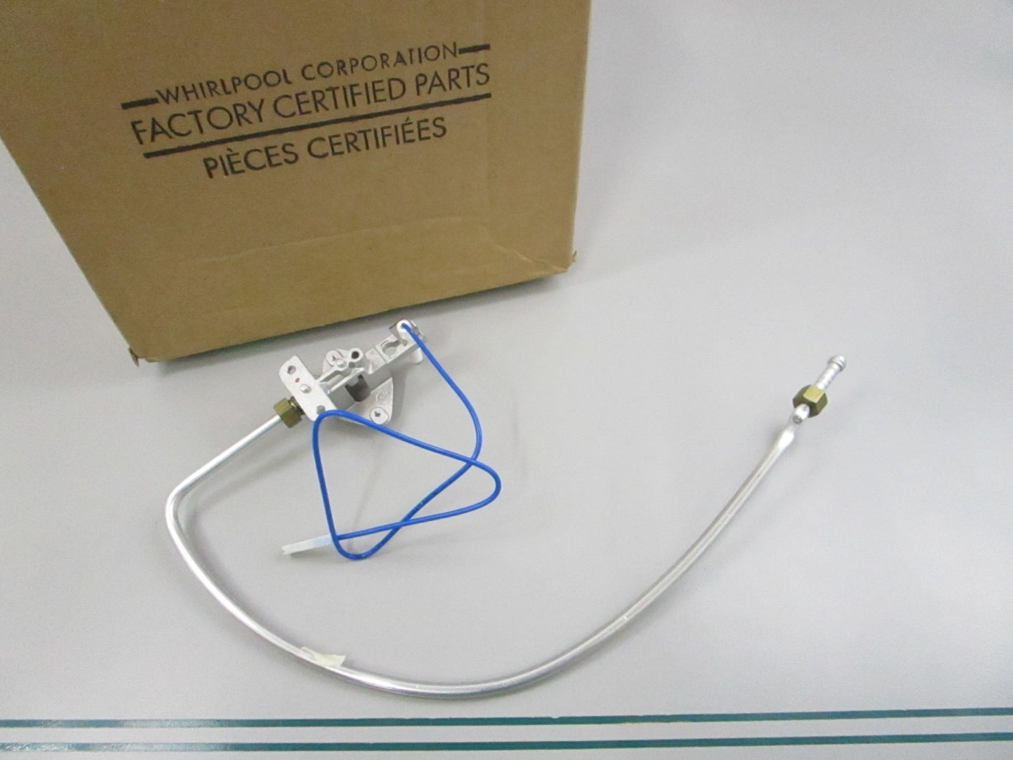NEW OEM W10552119 Whirlpool Holder 0810