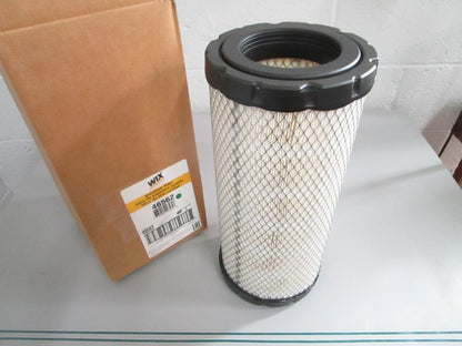 NEW OEM 46562 Wix Air Filter 0820