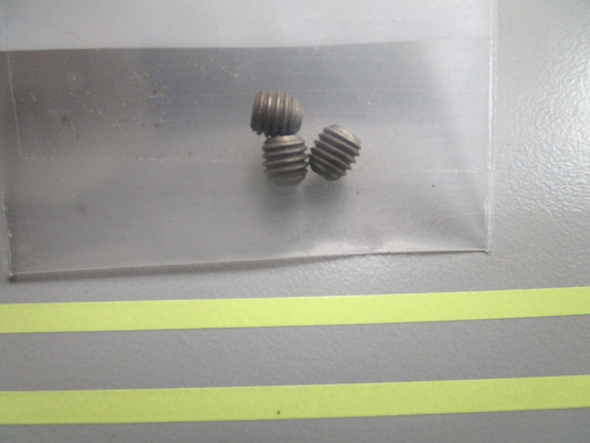 *NEW OEM* (LOT OF 3) 0810 OMC Johnson Evinrude Set Screw 318605 0318605