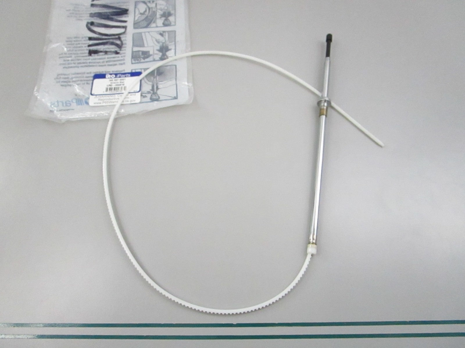 NEW 1408270001 For: Mercedes URO Antenna Mast 0810