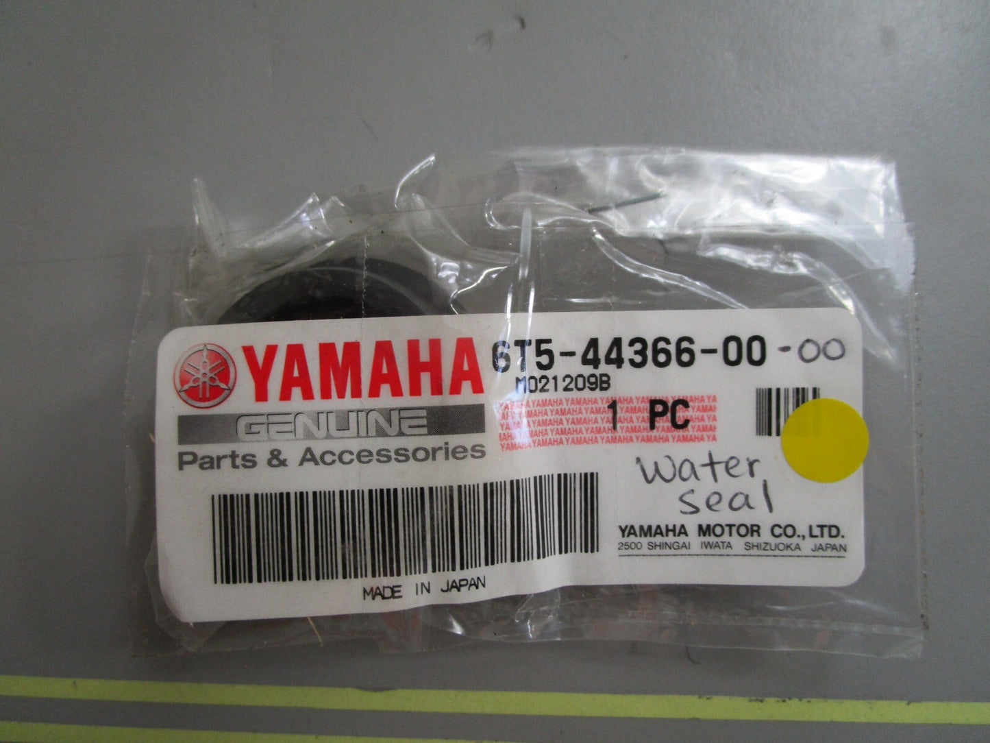 *NEW OEM* 0810 Yamaha Water Seal 6T5-44366-00-00