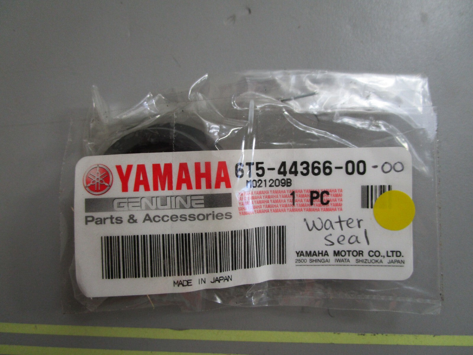 *NEW OEM* 0810 Yamaha Water Seal 6T5-44366-00-00
