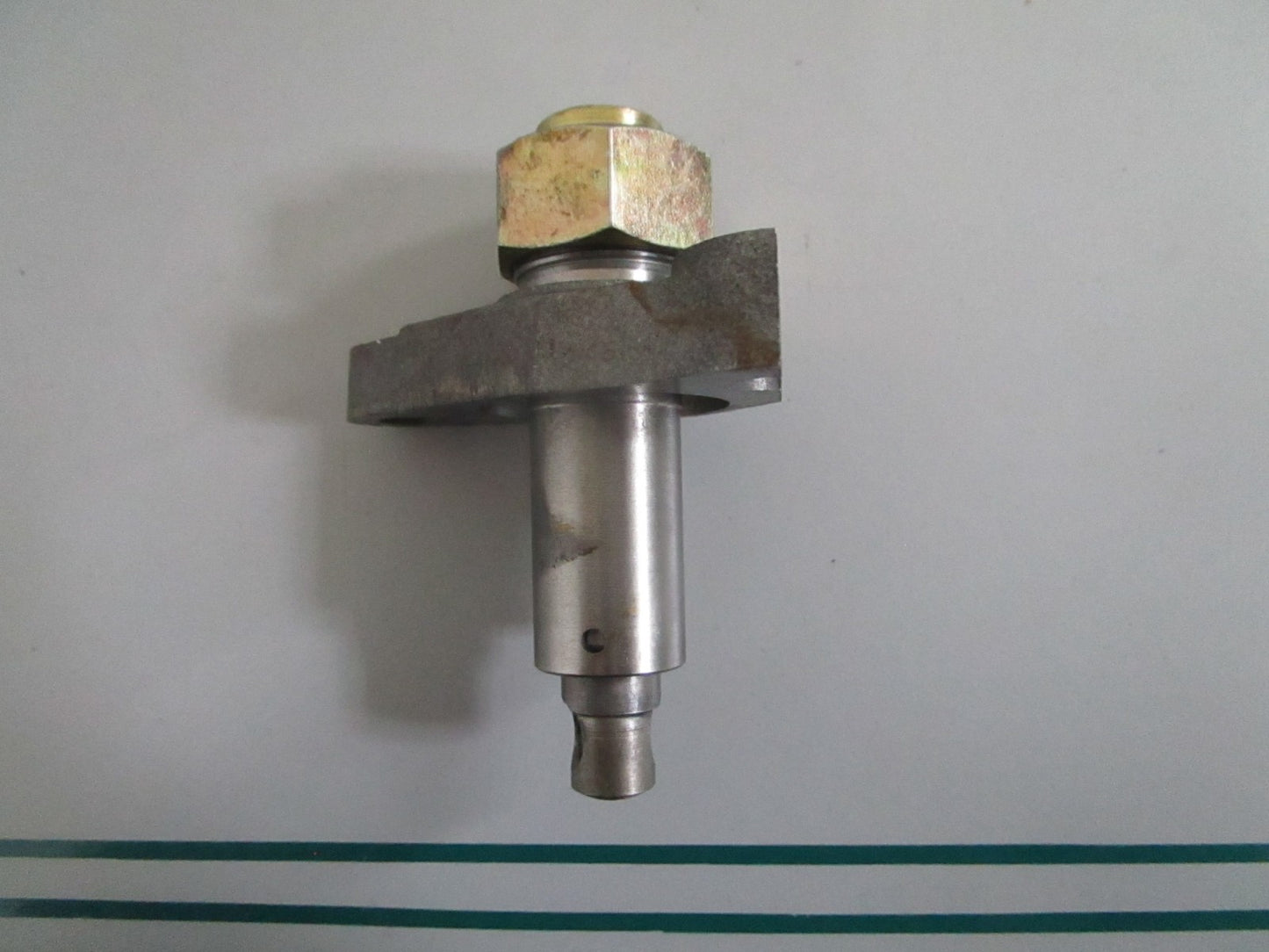 NEW OEM 1300500311 Mercedes-Benz Chain Tensioner 0820
