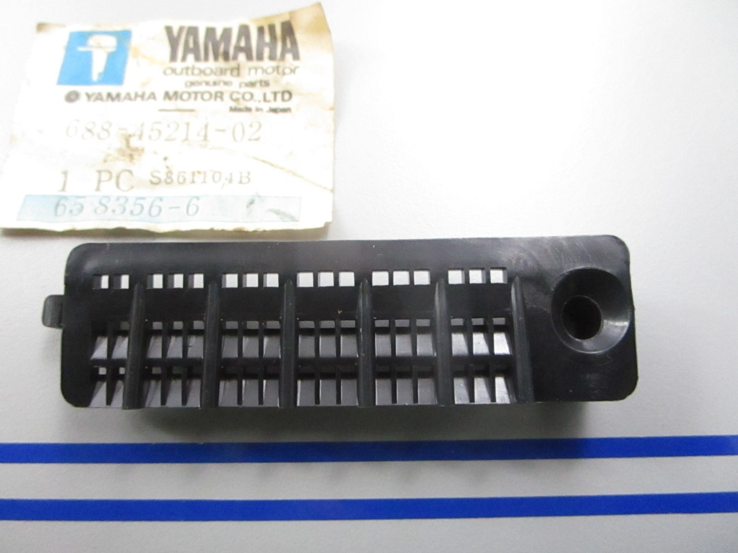 *NEW OEM* 0810 Yamaha Cover 688-45214-02-00
