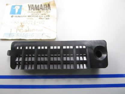 *NEW OEM* 0810 Yamaha Cover 688-45214-02-00