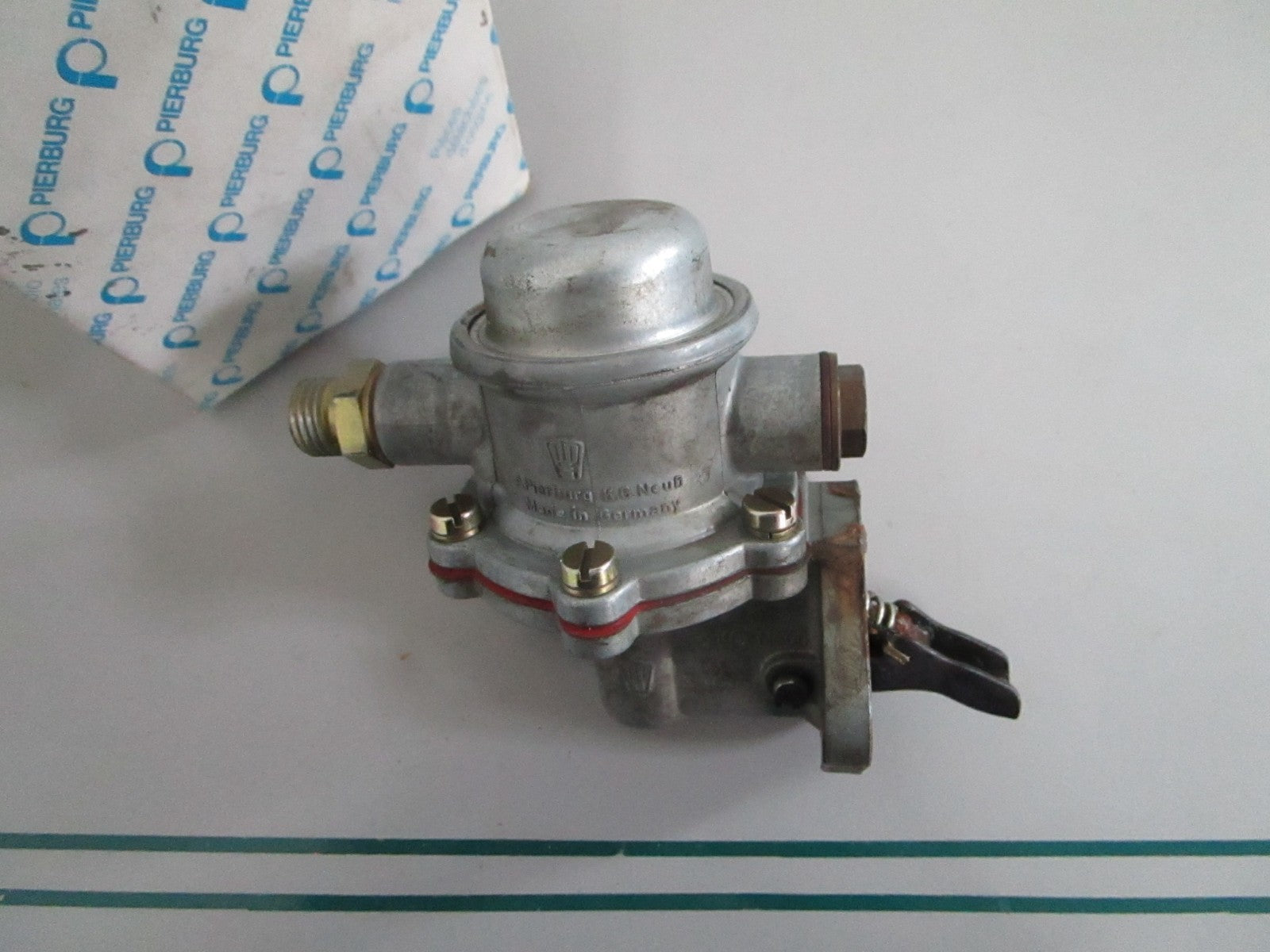 NEW OEM 0010914901 Mercedes-Benz Fuel Pump 0820