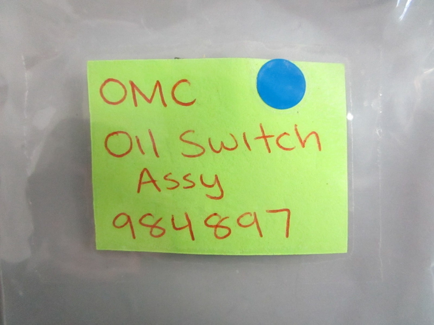 NEW OEM 984897 0984897 OMC Johnson Evinrude Oil Switch Assy 0820