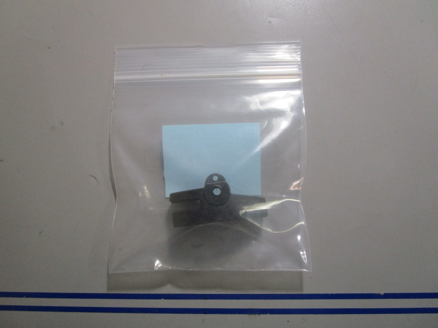 *NEW OEM* 0810 OMC Johnson Evinrude Starter Interlock Pawl 320488 0320488