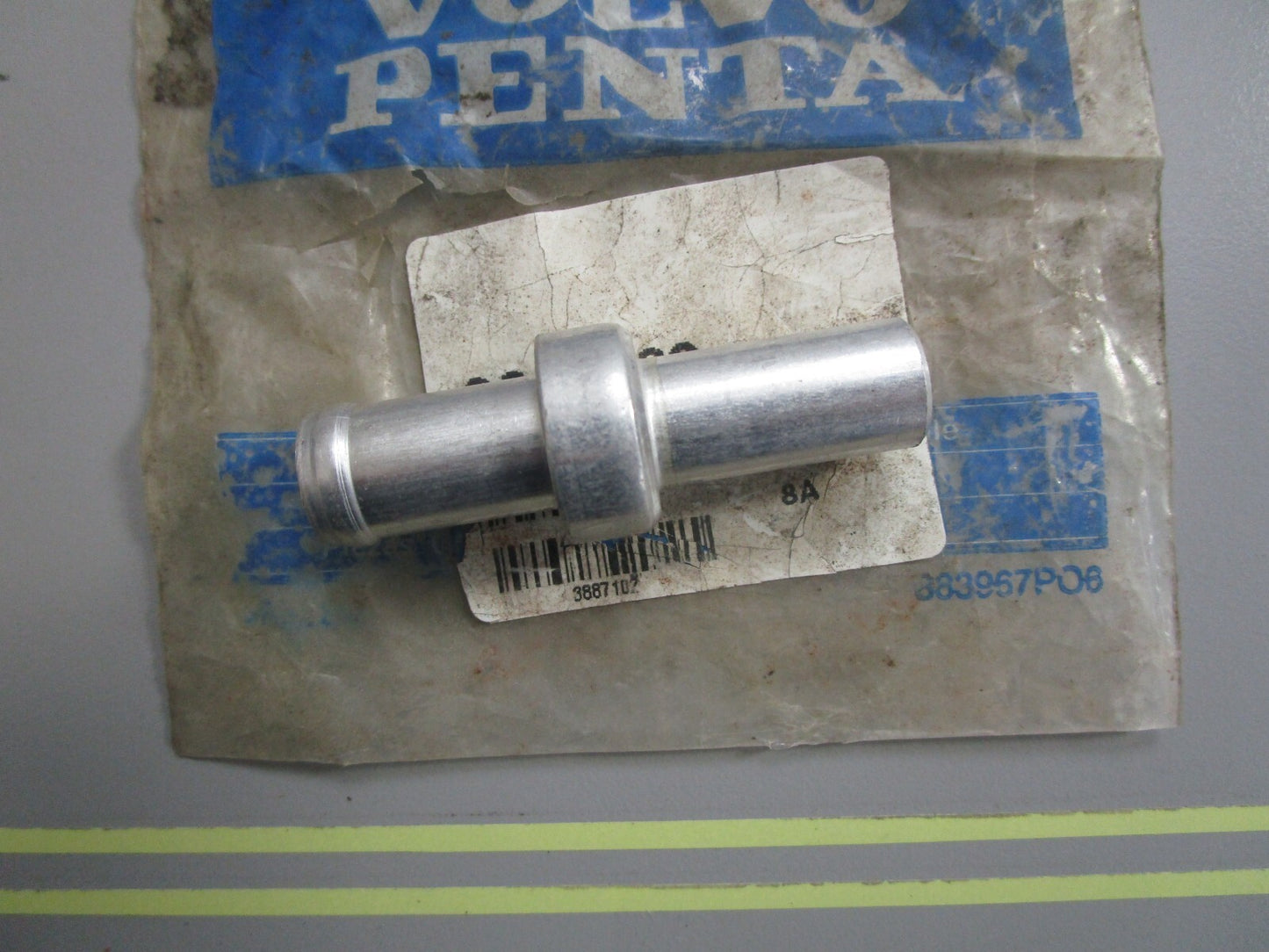 *NEW OEM* 0810 Volvo Penta Check Valve 3887102