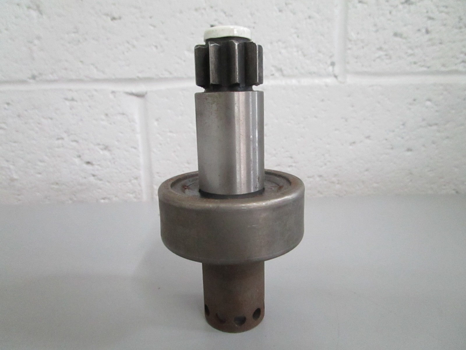 NEW OEM 2006209260 Bosch Starter Motor Drive Gear 0820