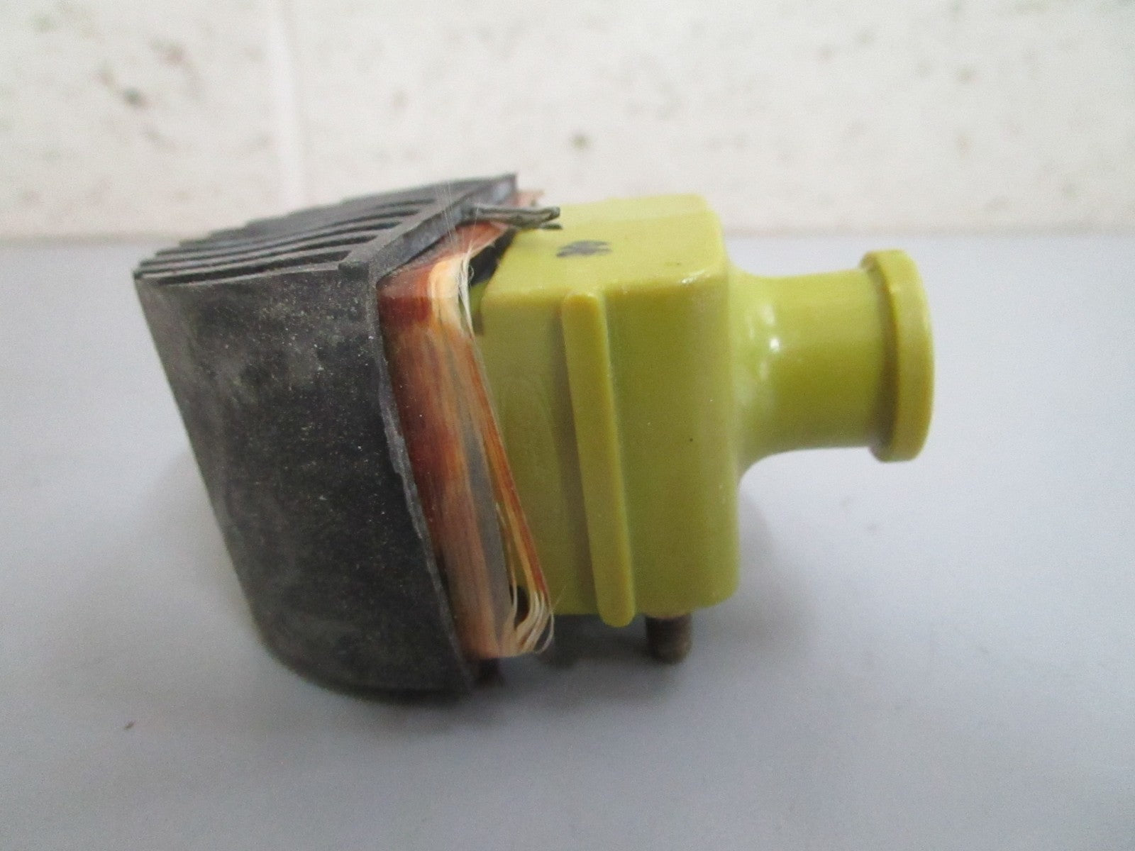 *NEW OEM* 0820 Mercury Quicksilver Ignition Coil 336-4528A2
