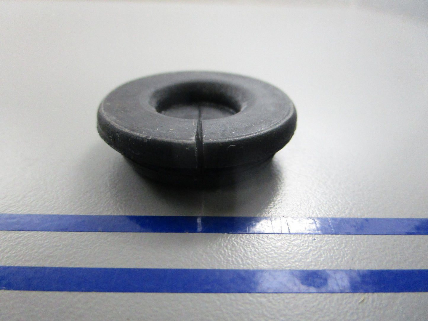 NEW OEM 36656-94310 Suzuki Lead Grommet 0810