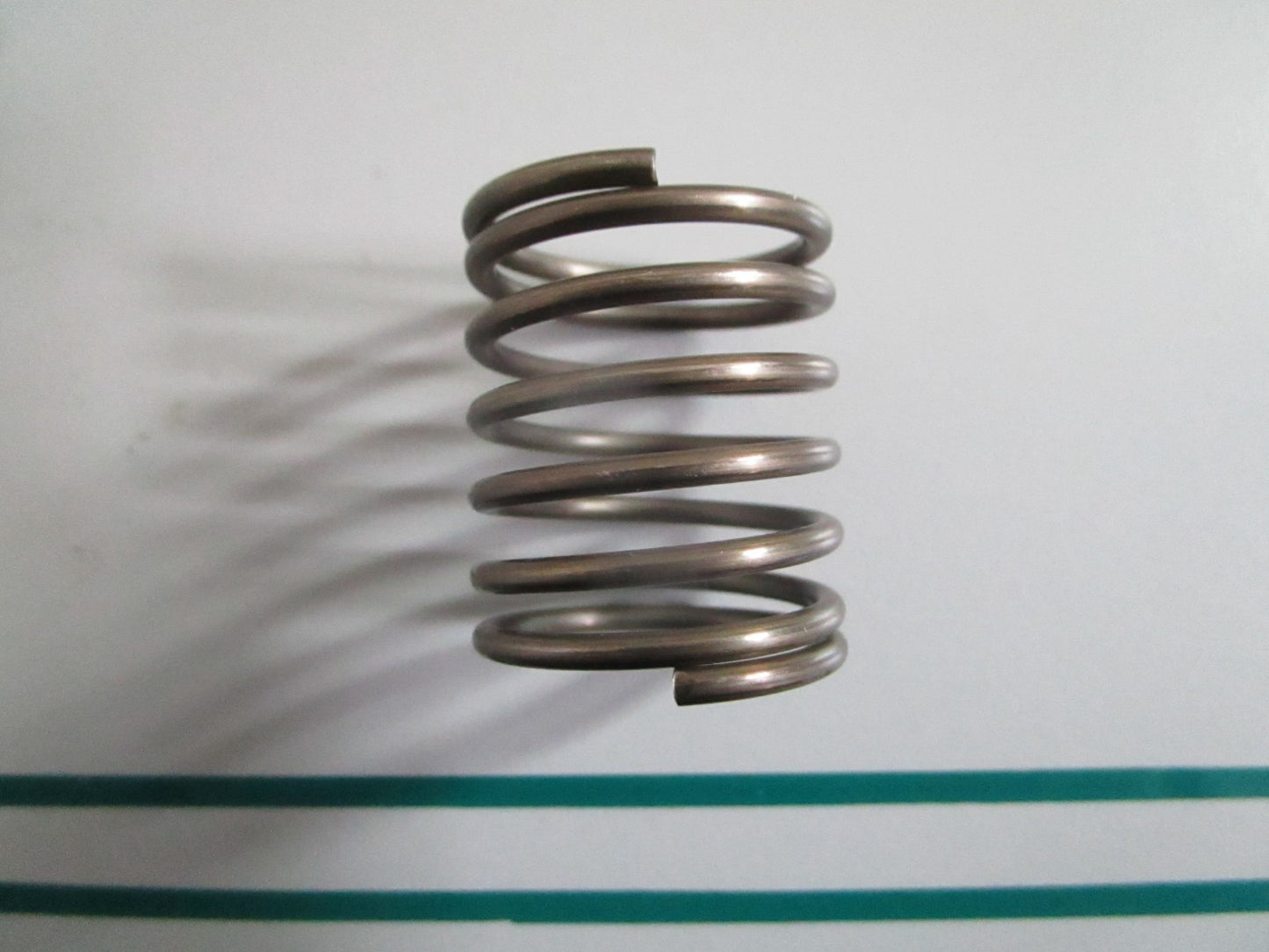 NEW OEM 92081-1862 Kawasaki Spring 0820