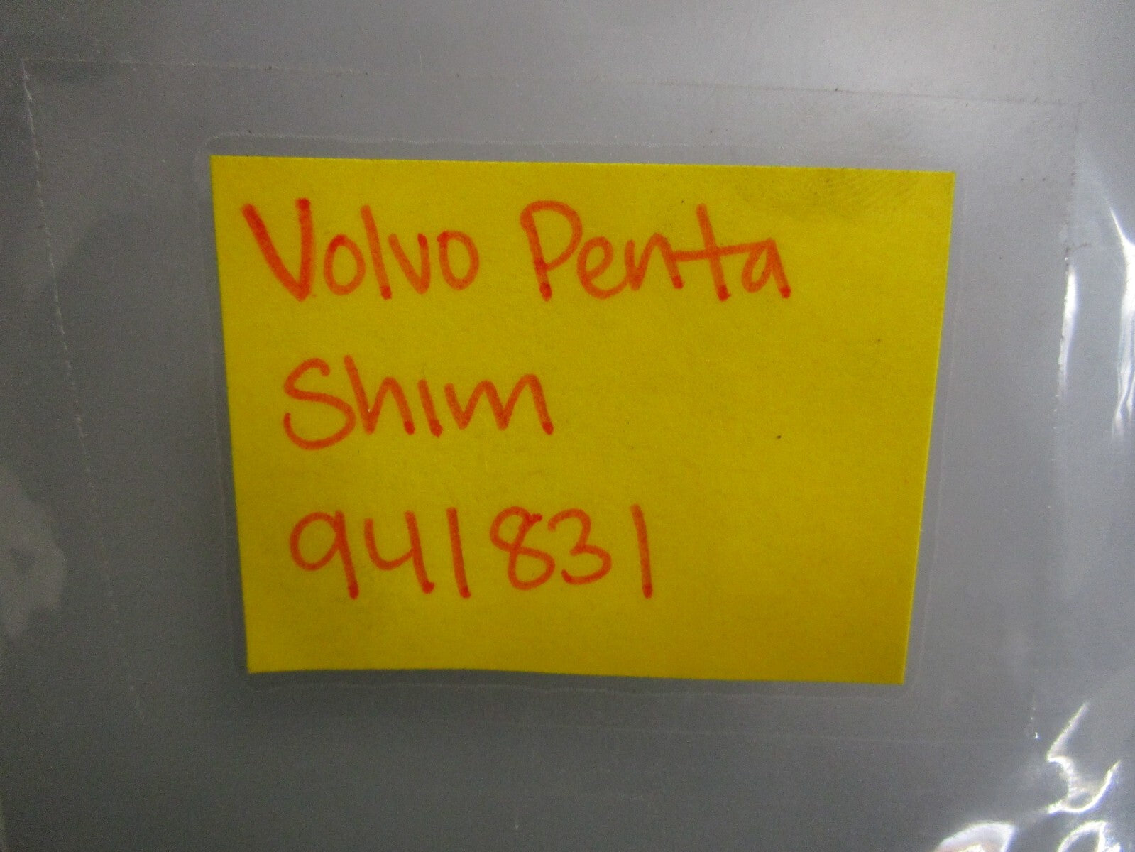 *NEW OEM* (LOT OF 4) 0810 Volvo Penta Shim 941831