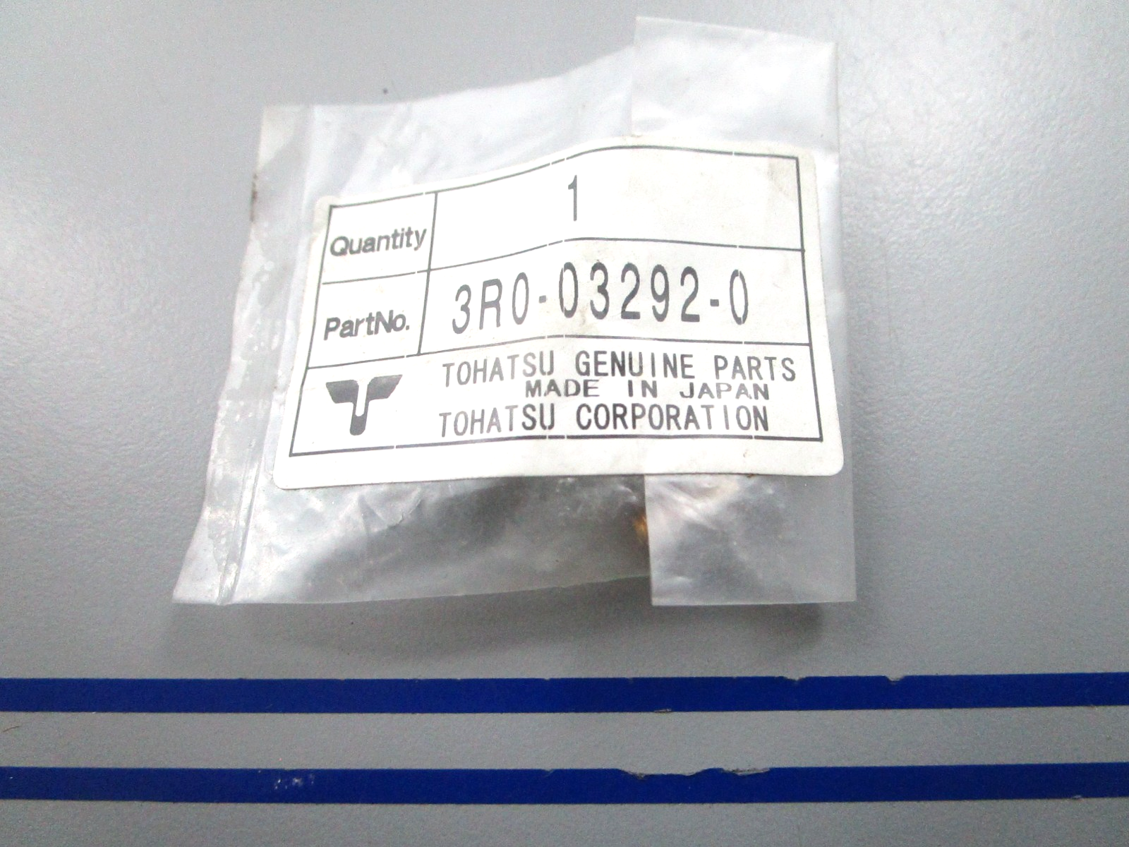 NEW OEM 3R0-03292-0 3R0032920 Tohatsu Drain Screw 0810