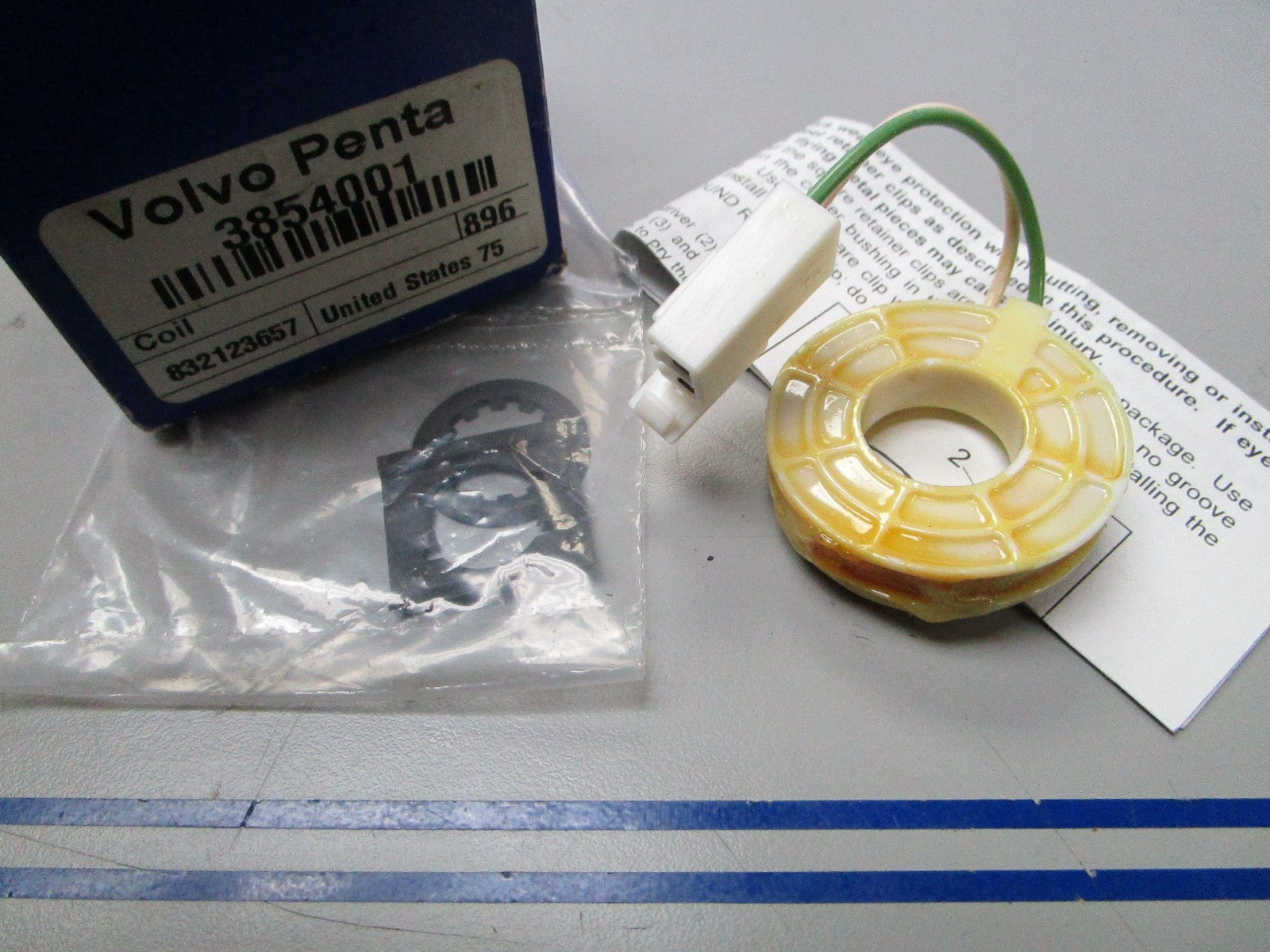 *NEW OEM* 0840 Volvo Penta Coil 3854001
