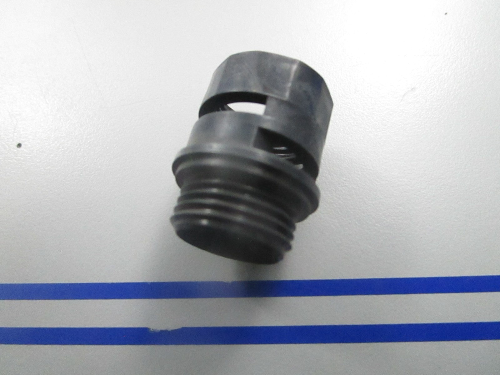 *NEW OEM* 0810 OMC Johnson Evinrude Sleeve 334364 0334364