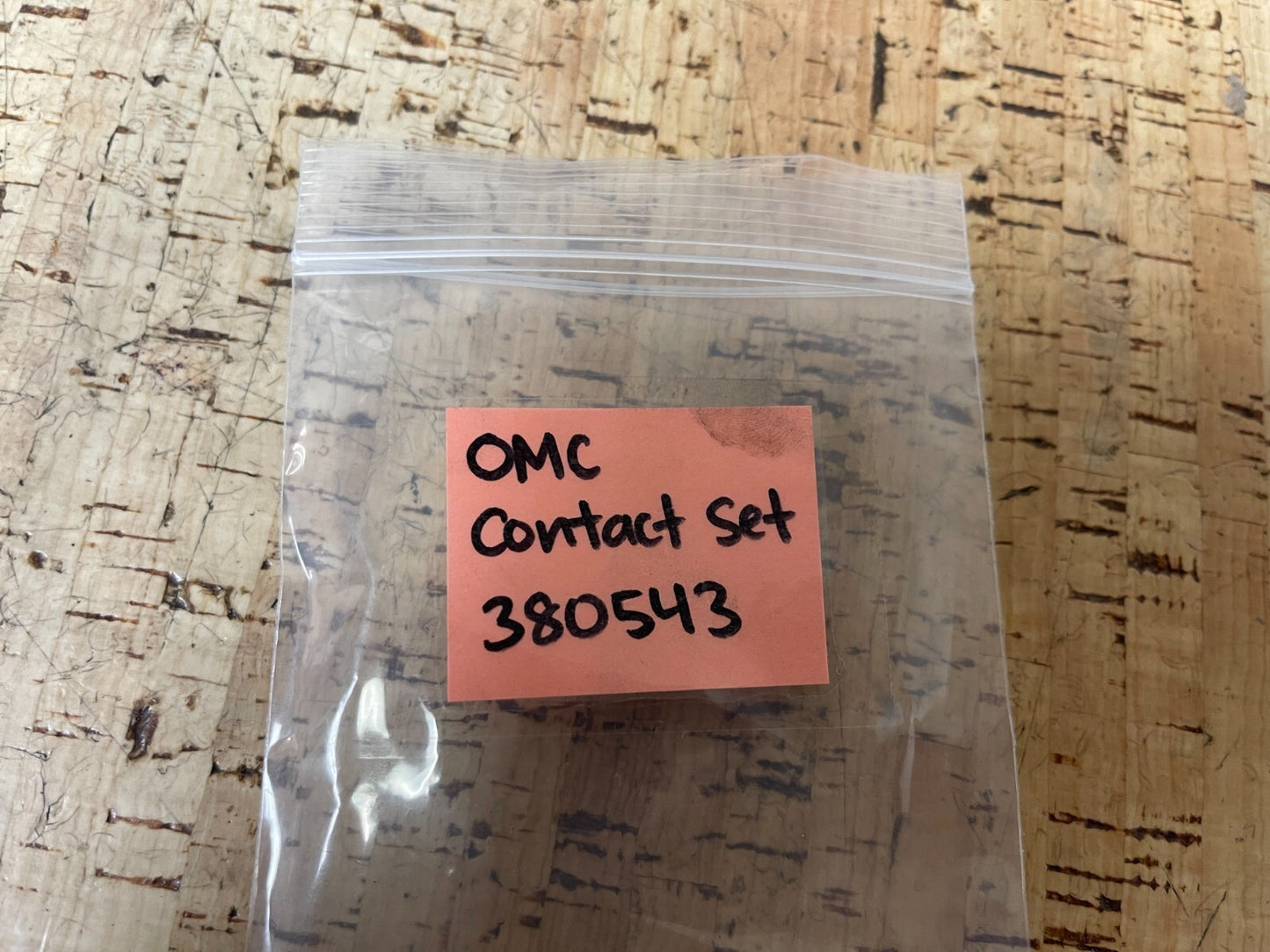 *NEW OEM* 0810 OMC Johnson Evinrude Contact Set 380543 0380543