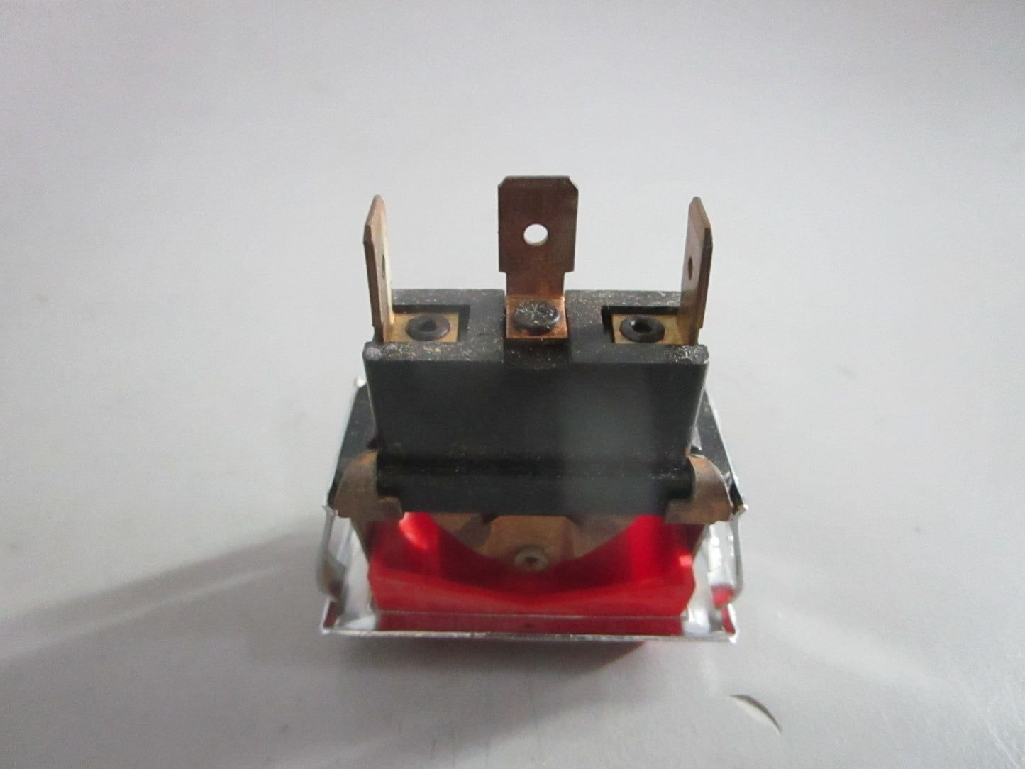 NEW OEM 977746 0977746 OMC Johnson Evinrude Switch 0820